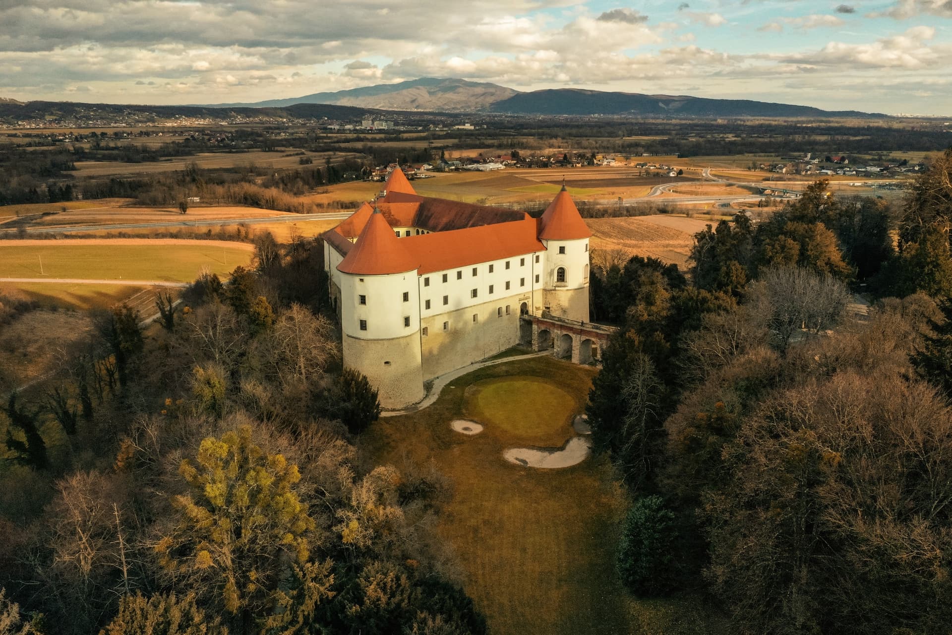 chateau slovenie titre